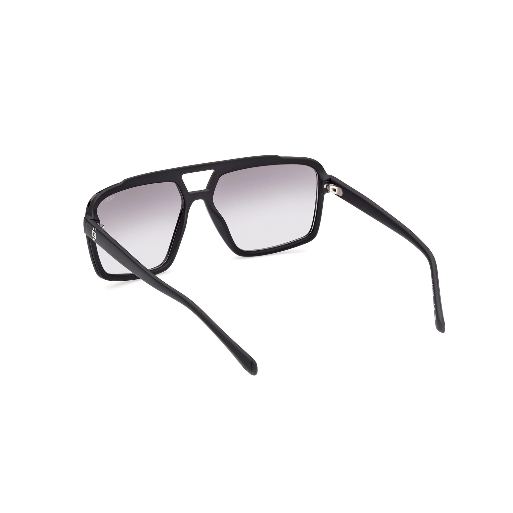Солнцезащитные очки GUESS GUS 00076 02B (61-15)